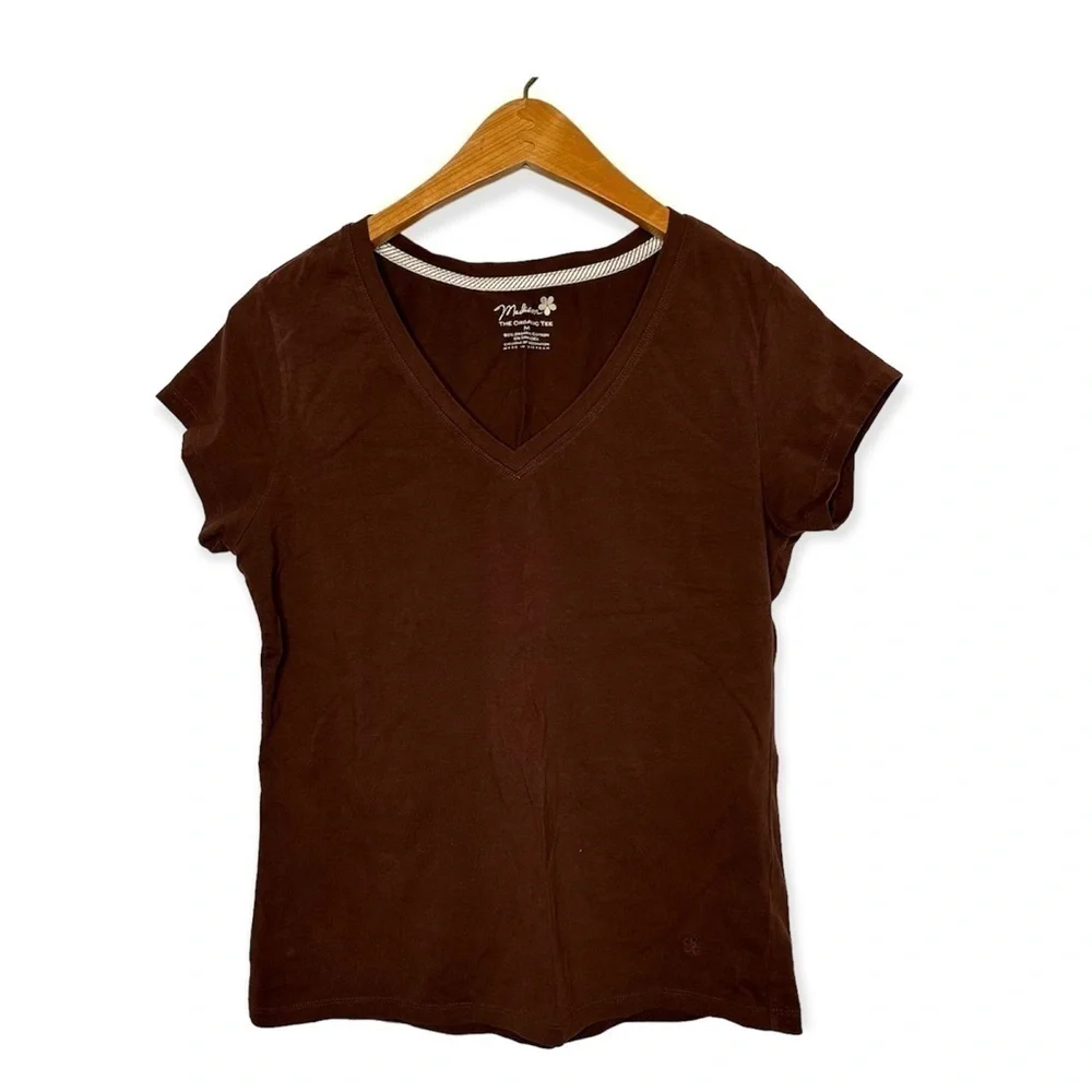 Madison The Organic Tee Brown Short Sleeve V-Neck T-Shirt Size M - Picture 1 of 6
